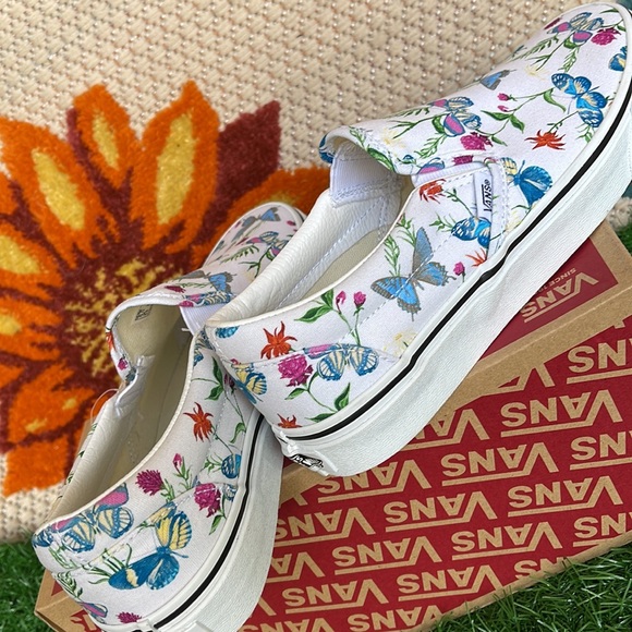 Vans Classic Slip On Butterfly Floral Marshmallow/True White Men’s sneake… - Picture 15 of 16